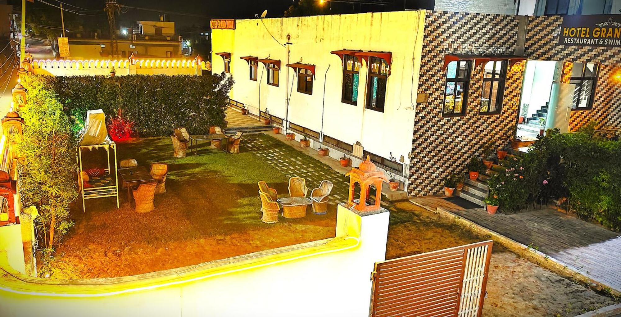 Hotel Grand Vijay Pushkar Exterior photo